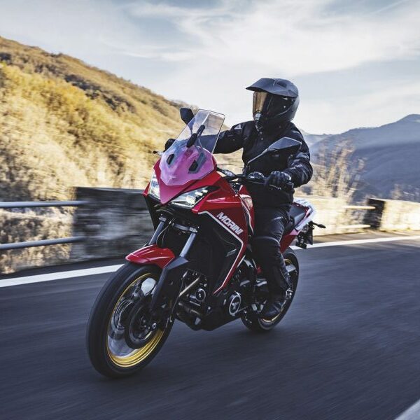 Moto-Morini-XCapegold-ambient-04-3961a835-800x600