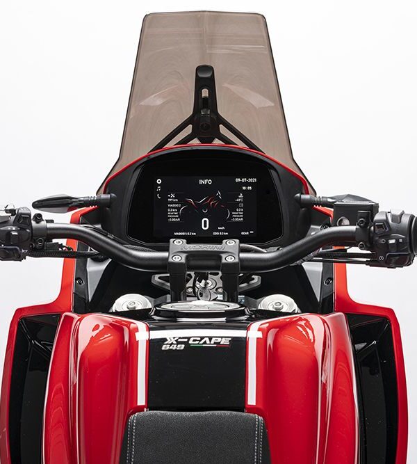 MotoMorini_X-Cape_dashboard-info-1_ps-2c5a9589